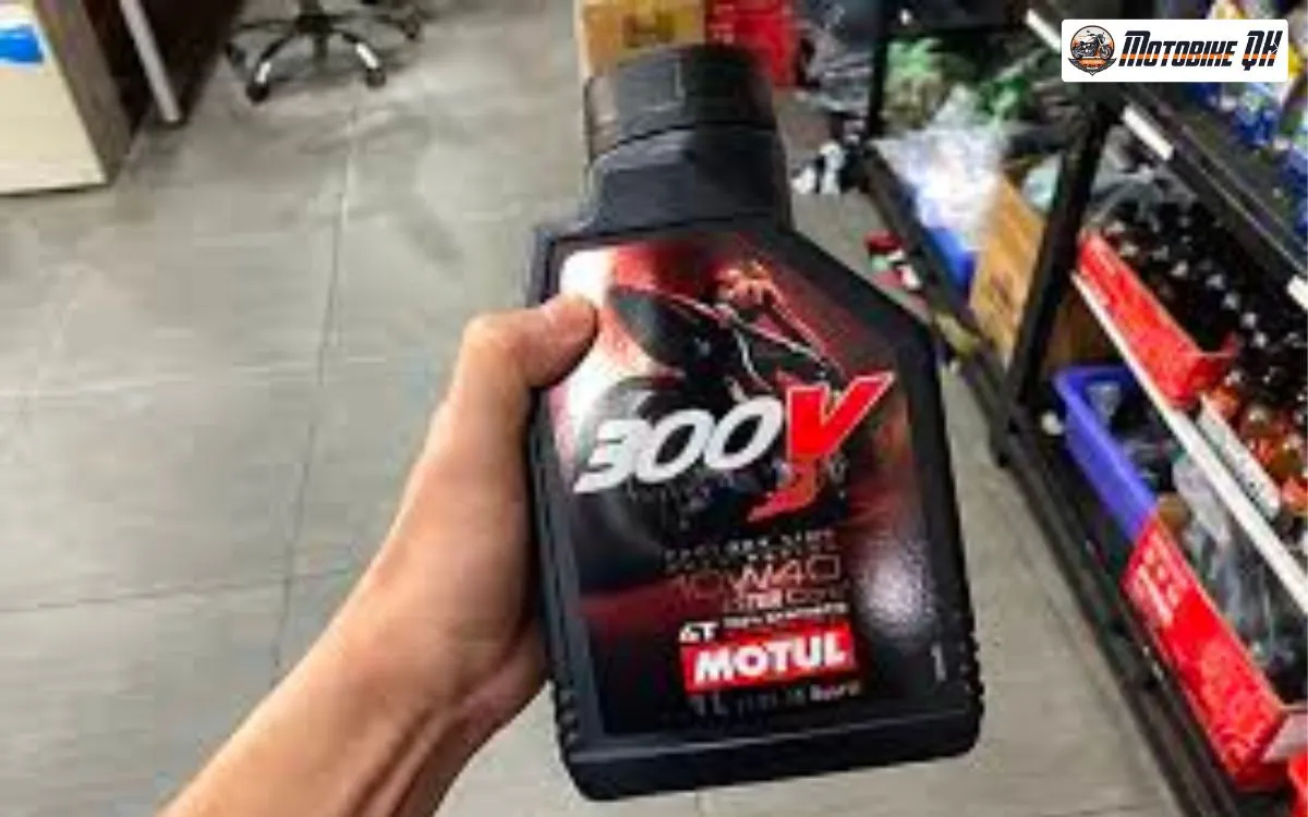 Xe Máy Thay Dầu Nhớt Motul Giả Tác Hại Gì?